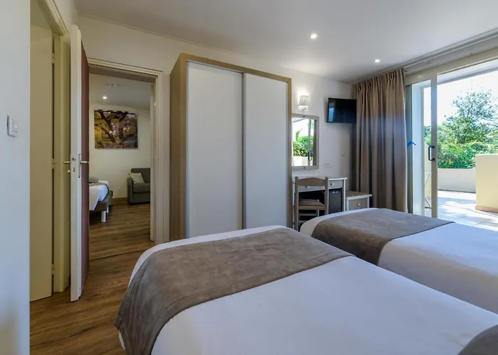 & Restaurant San Pellegrino ホテル