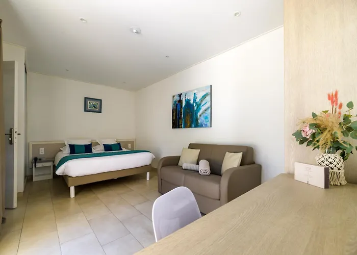 & Restaurant San Pellegrino ホテル 3*