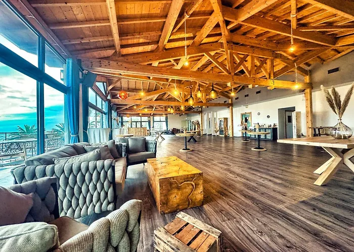 & Restaurant San Pellegrino ホテル 3*