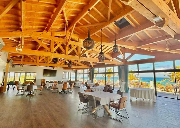 & Restaurant San Pellegrino ホテル Folelli