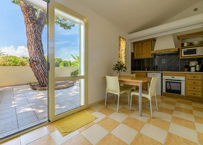 ホテル & Restaurant San Pellegrino Folelli