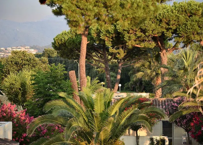 ホテル & Restaurant San Pellegrino Folelli