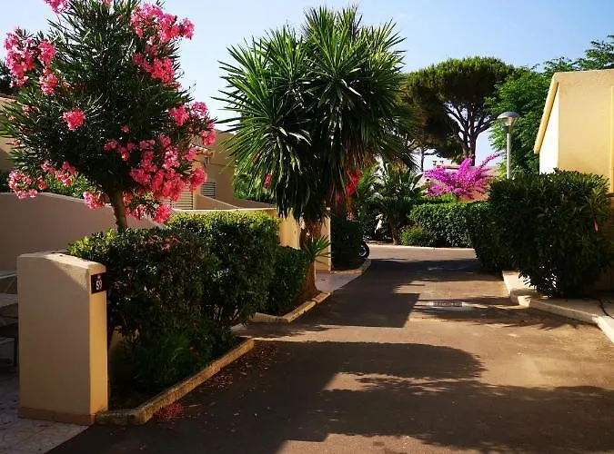 & Restaurant San Pellegrino ホテル 3*