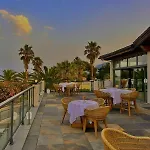 ホテル & Restaurant San Pellegrino 3*