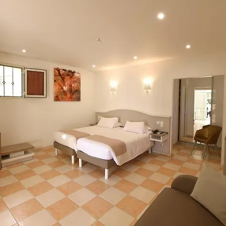 & Restaurant San Pellegrino Folelli