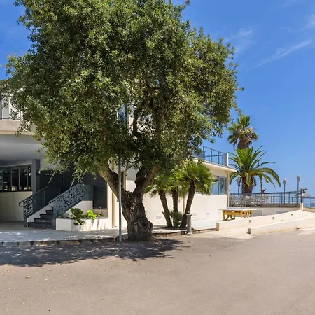 & Restaurant San Pellegrino