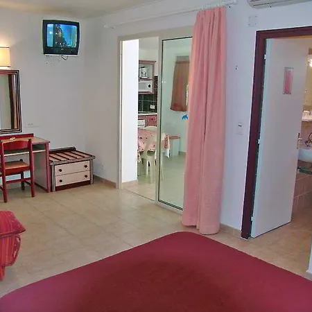 Hotel & Restaurant San Pellegrino Folelli