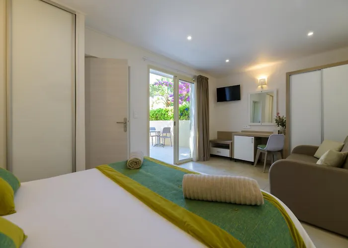 & Restaurant San Pellegrino Folelli